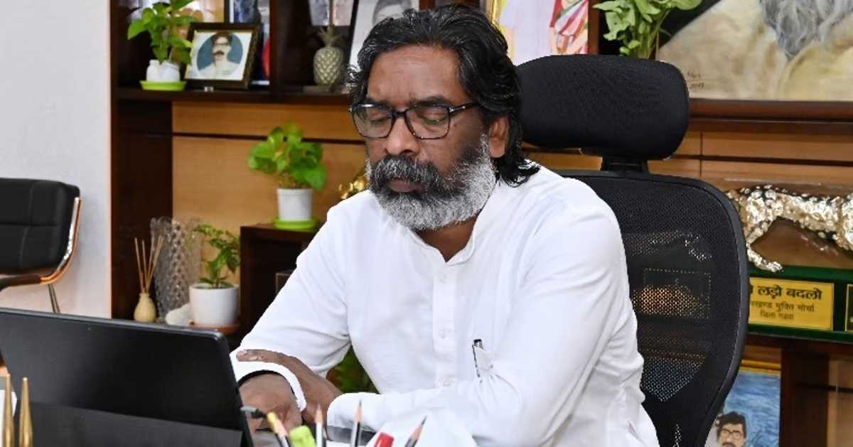 झारखंड निवासी शहीद सैनिकों-अग्निवीरों के आश्रित को 10 लाख और सरकारी नौकरी देगी राज्य सरकार झारखंड निवासी शहीद सैनिकों-अग्निवीरों के आश्रित को 10 लाख और सरकारी नौकरी देगी राज्य सरकार